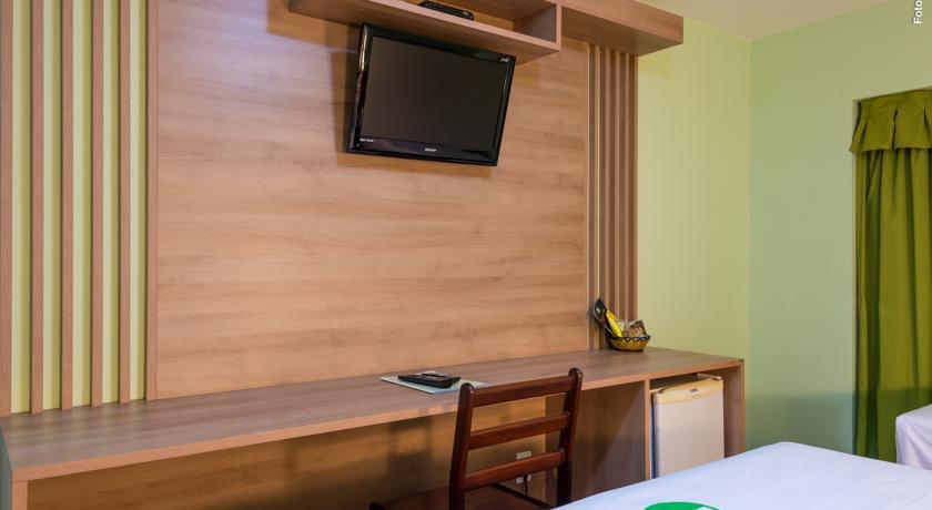 Отель Hotel Vale Verde