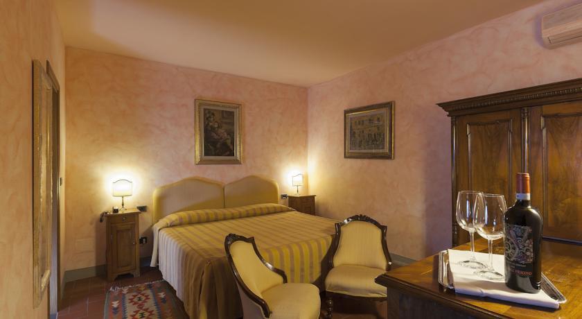 Отель Relais Poggio Borgoni