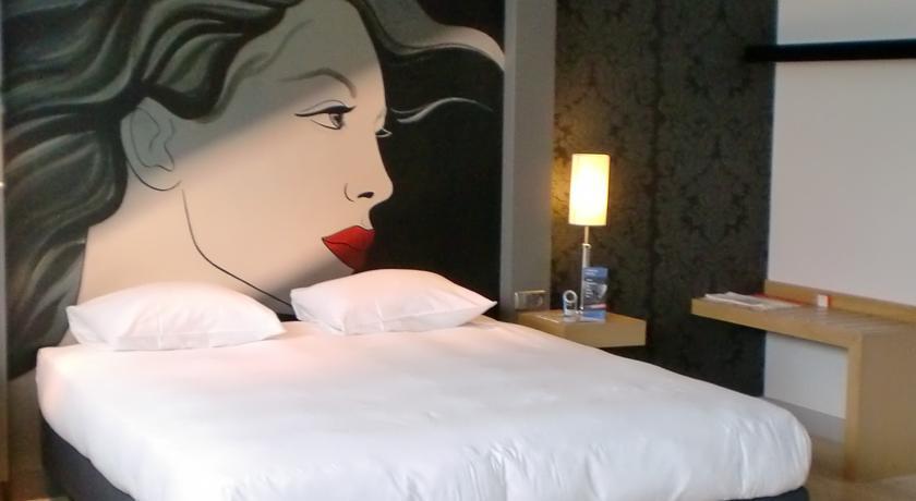Отель Apollo Hotel Almere City Centre