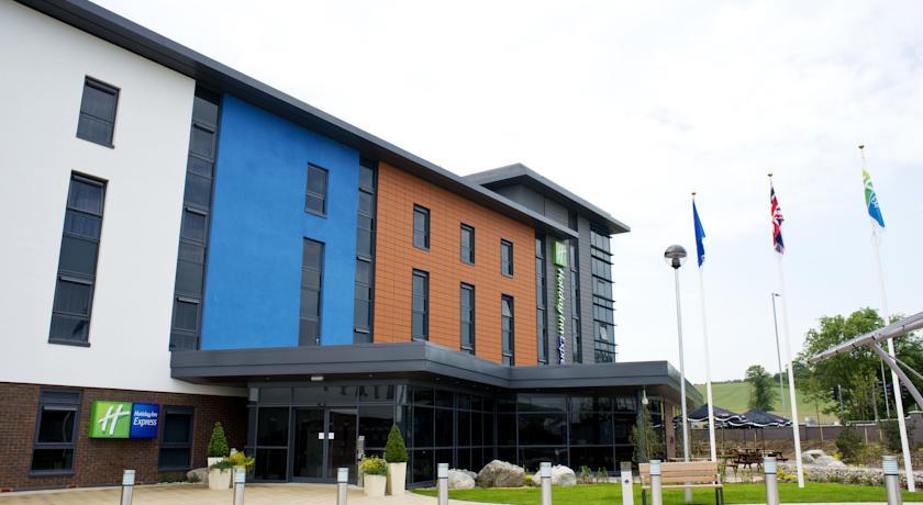 Отель Holiday Inn Express Dunstable