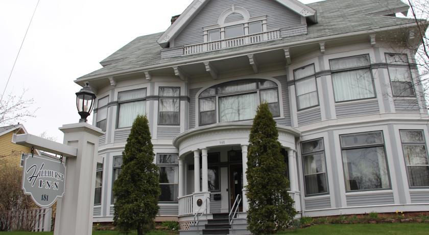 Мини-отель Hillhurst Inn