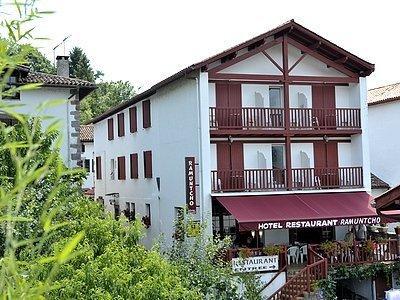 Отель Logis Hotel Ramuntcho
