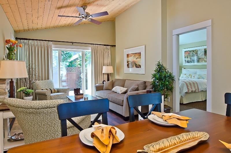 Отель Oceanside Village Resort