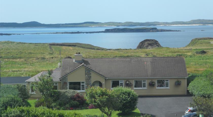 Мини-отель Rockmount House B&B