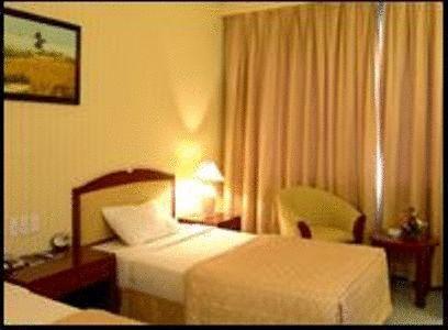Отель Mithrin Hotel Halong
