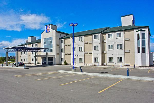 Отель Motel 6 Stony Plain