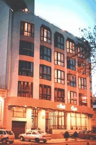 Отель Hotel Capri