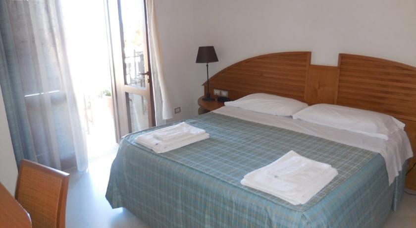 Отель Albergo Auralba