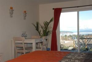 Отель Amazing View Bed & Breakfast