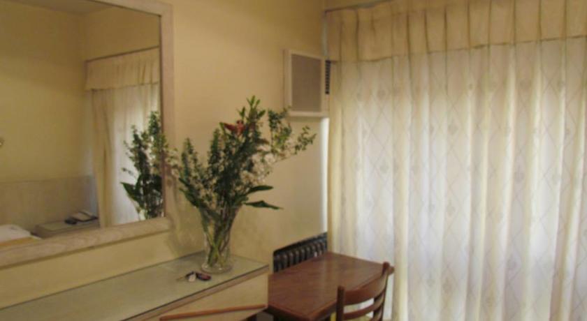 Hotel Ayamitre