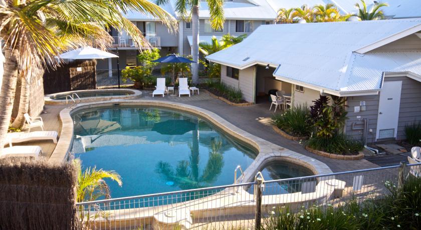 Отель Pelican Beach Resort Noosa