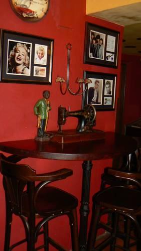 Отель Hotel Restaurant Music Bar Lipenka