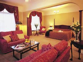Отель Blarney Woollen Mills Hotel