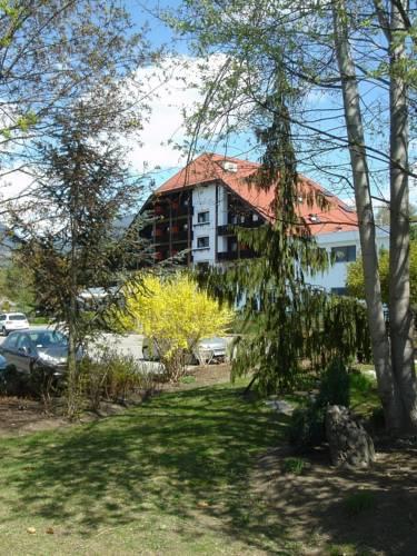Отель Royal Hotel Hinterhuber