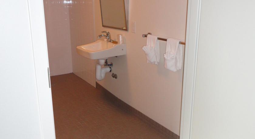 Хостел Lakehead University Residence and Conference Centre