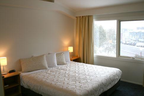 Отель The River Inn Thredbo