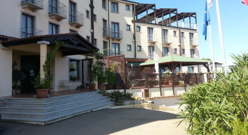 Отель Hotel San Trano