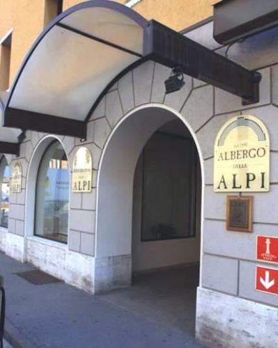 Отель Albergo Delle Alpi