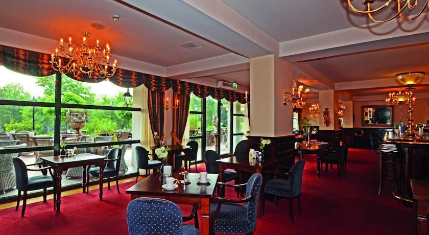 Отель Fletcher Hotel-Restaurant de Hunzebergen