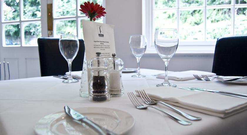 Отель Kings Lodge Hotel