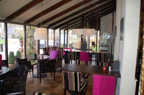 Отель Hampshire Hotel - Wesseling