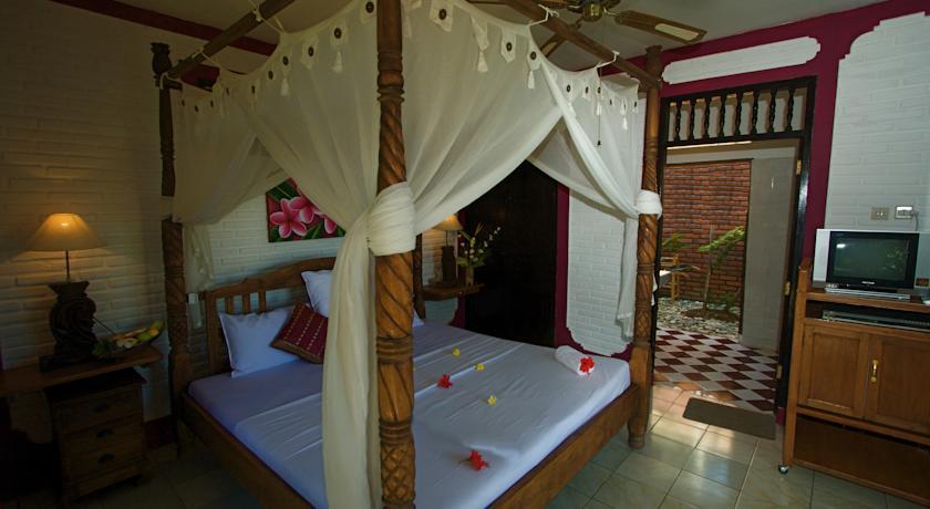 Отель Hotel Puri Oka