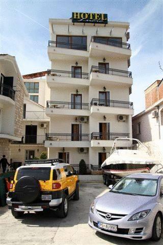 Hotel Lucic