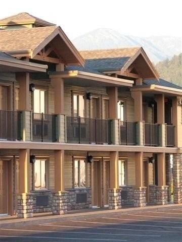 Отель Vedder River Inn