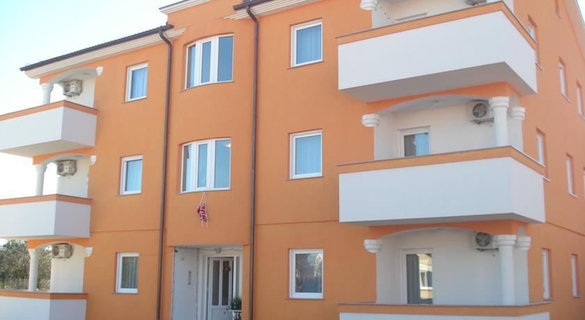 Апартаменты Apartments Buzleta