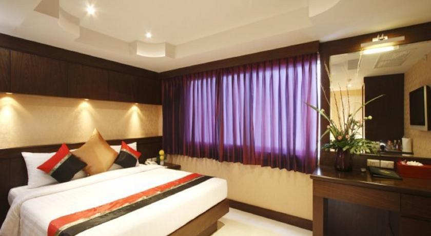 Rayaburi Hotel, Patong
