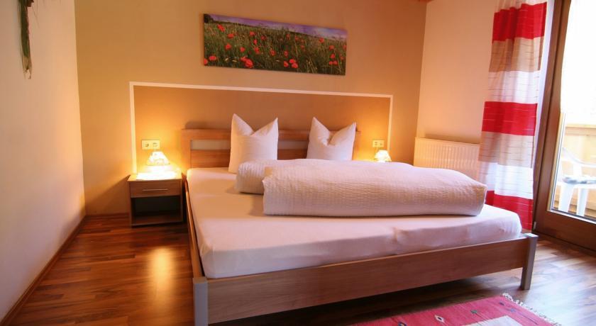 Апартаменты Appartements Enzian
