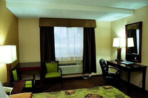 Отель Luxury Inn