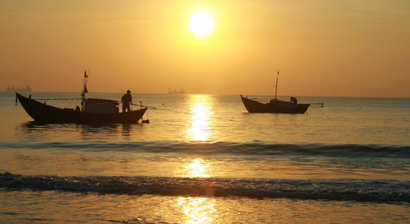 Отель Au Co Mini 1 Hotel By The Sea Quy Nhon