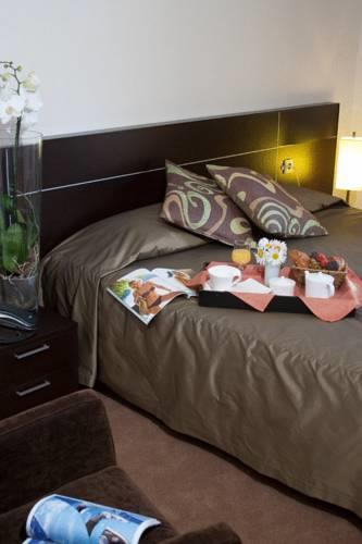 Отель Hotel Le Bellevue