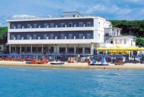 Отель Hotel Parrini