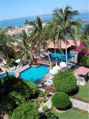Отель Hotel Marina La Paz