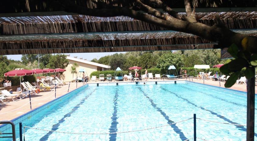 Отель Hotel Club Sporting