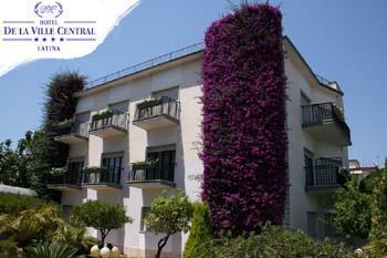 Отель Hotel De La Ville Central