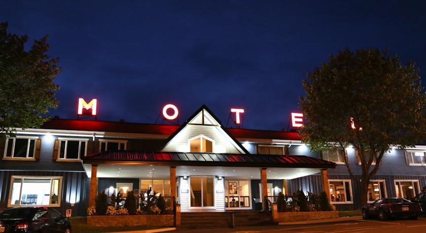 Отель Auberge de la Pointe