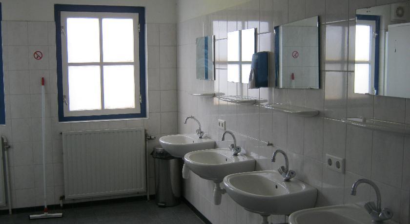 Хостел Pension Zevenbergen