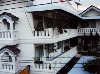NorthLands House Hotel