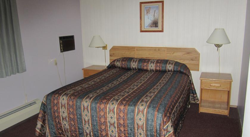 Отель Canada's Best Value Desert Inn & Suites