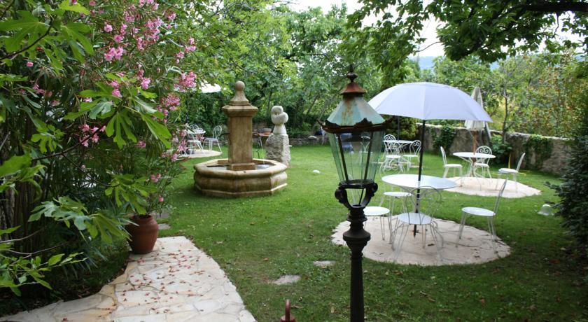 Отель La Bastide du Paradou