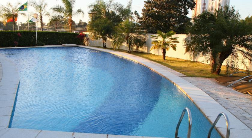 Отель Comfort Suites Londrina