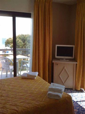 Отель Hotel Bellevue