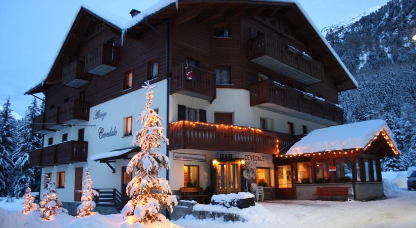Отель Hotel Cevedale