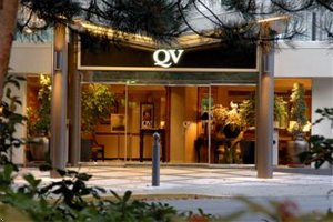 Queen Victoria Hotel & Suites