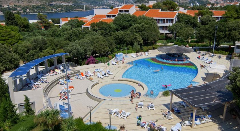 Tirena Hotel