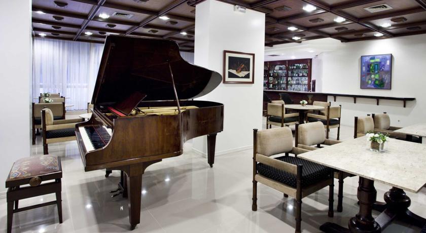 Отель Hotel Plaza Blumenau