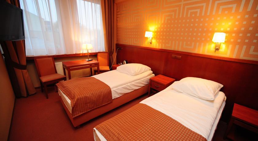 Отель Hotel Gwda